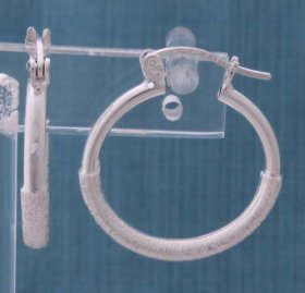 AR7373